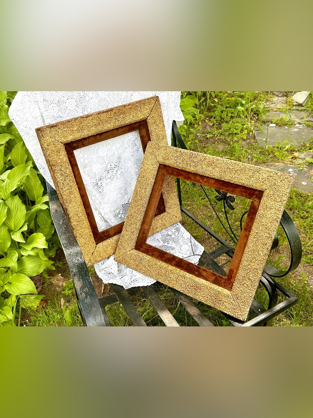 MID Century Modern pair of frames.
Pebbled/beaded gilded finish.
